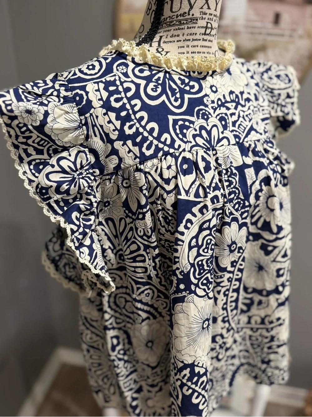 Umgee Navy and Cream Floral Lace-Trim Blouse - Picture 10 of 16